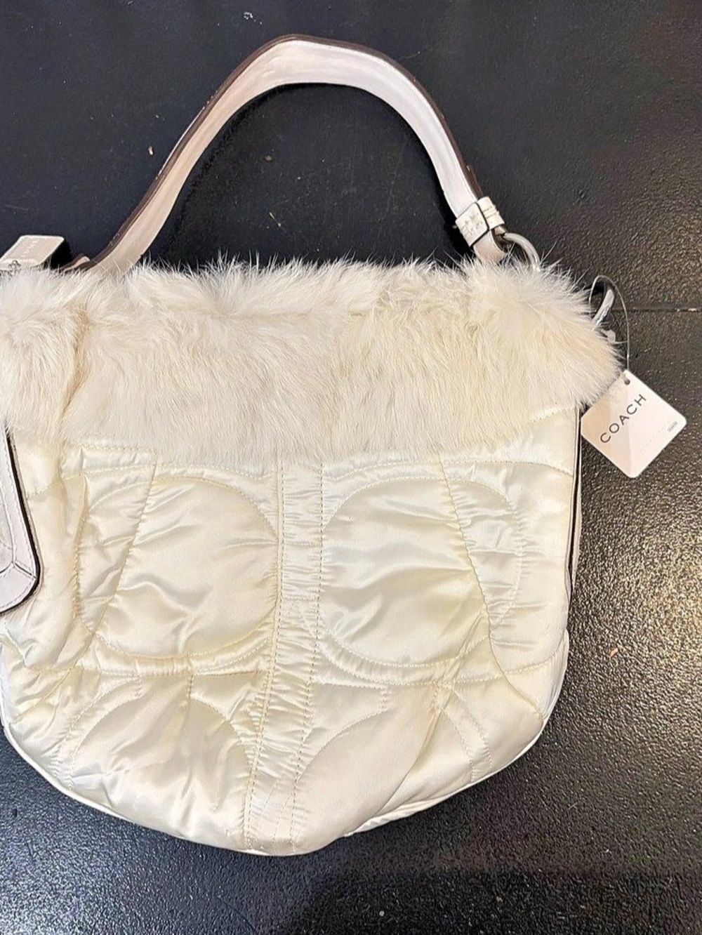 Vintage Coach Y2K Ski Bunny Rabbit Fur White Quilted Logo Hobo Winter Bag - 3586
